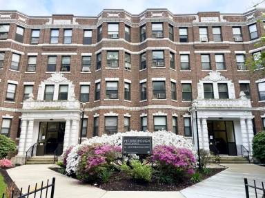 Main picture of 30 Peterborough St