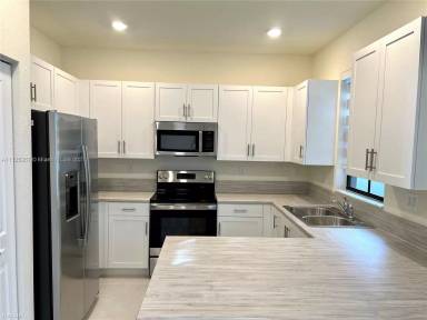 Main picture of 11088 W 33rd Way