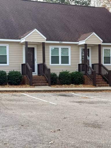 Main picture of 1601 Tilghman Rd N