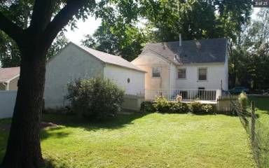 Main picture of 1308 E 18th St