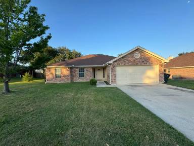 Main picture of 5602 Hunters Ridge Trl