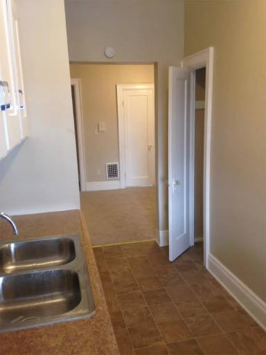 Main picture of 1711-1715 Main St Apartments