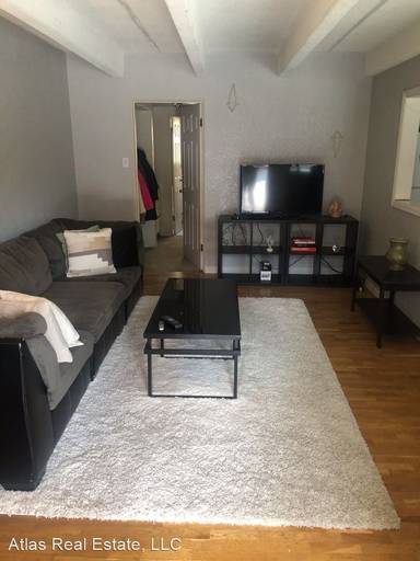 Main picture of 655 N Pearl St
