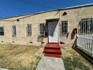 Main picture of 719 E Imperial Hwy