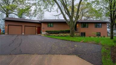 Main picture of 1749 Rudolph Ct