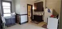 Main picture of 2424 W Greenfield Ave