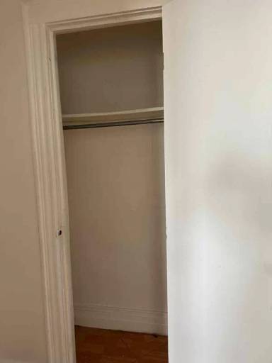 Main picture of 1447 Oakley St