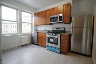 Main picture of 241 Freeman St