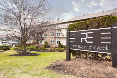 Main picture of River Edge At Nyack
