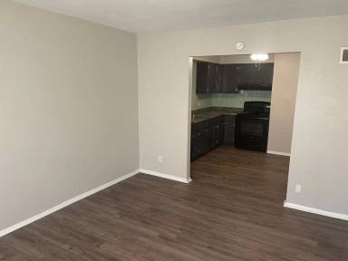 Main picture of 3255 Delor St