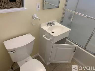 Main picture of 3936 Marine View Ave