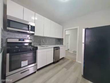 Main picture of 630 Bergen Ave