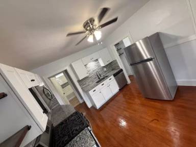 Main picture of 73 Elmdale St