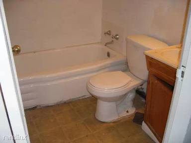 Main picture of 10069 Earl Dr