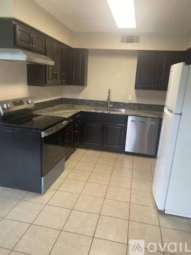 Main picture of 3024 Tudor Ln