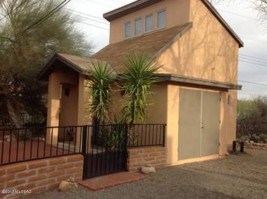 Main picture of 6720 N Andrea Doria Dr