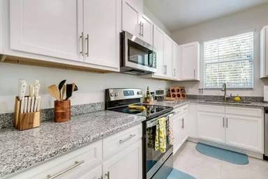 Main picture of 13366 Ravilla Ave