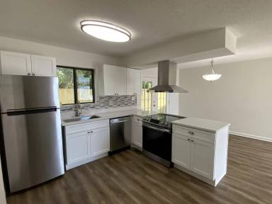 Main picture of 3977 Darryl Ln