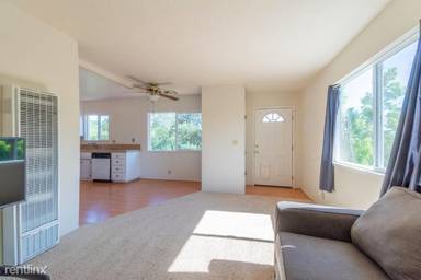 Main picture of 250 Tabor Dr