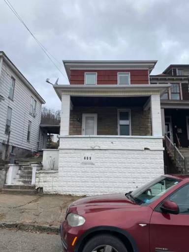 Main picture of 609 W Vine St