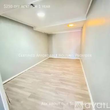 Main picture of 909 W 21st St