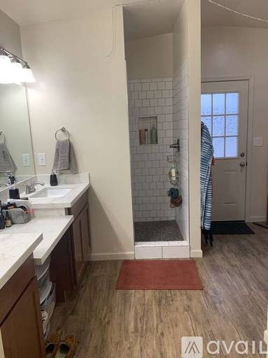 Main picture of 184 E Vista del Cerro Dr