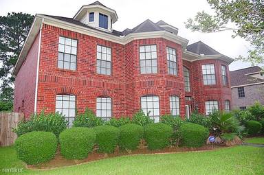 Main picture of 230 Uvalde Rd