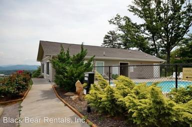 Main picture of 29 Rotunda Cir