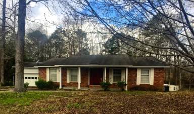 Main picture of 2510 Valley View Ln