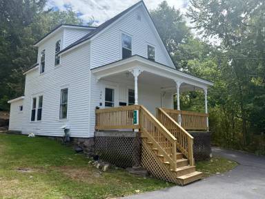 Main picture of 544 S Willard St