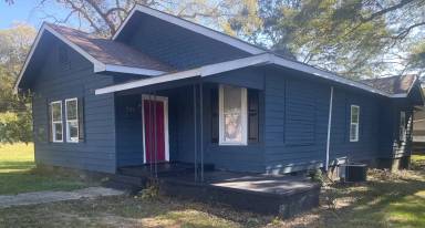 Main picture of 918 Buffalo St