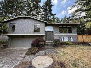 Main picture of 6843 140th Pl NE