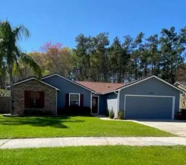 Main picture of 1456 Rose Hill Dr W