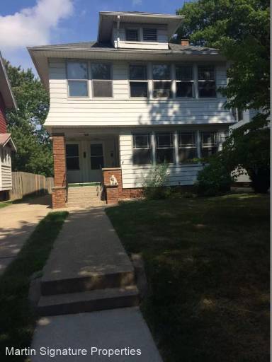 Main picture of 1880 Princeton Dr