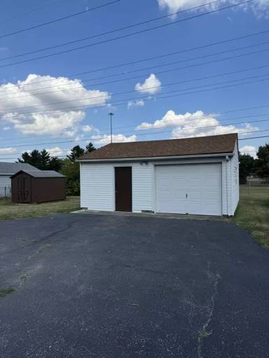 Main picture of 208 Marview Ave