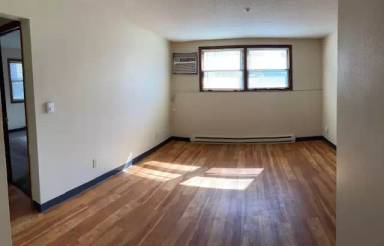 Main picture of 1812 E 6th St