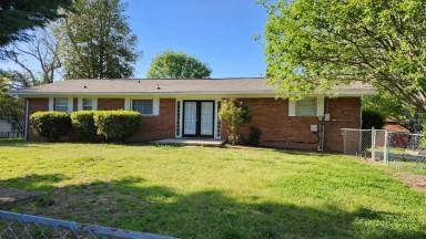 Main picture of 1862 Orchard Grove Ln