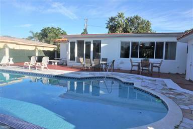Main picture of 2095 Keystone Blvd
