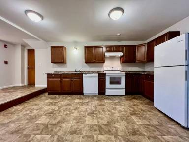 Main picture of 1704 Broad St