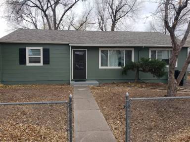 Main picture of 1940 S Cedar Ave
