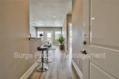 Main picture of 13601 Pinnacle Cir W