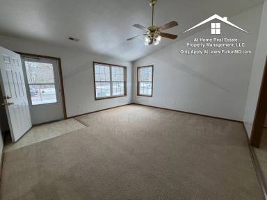 Main picture of 2629 Gates Blvd