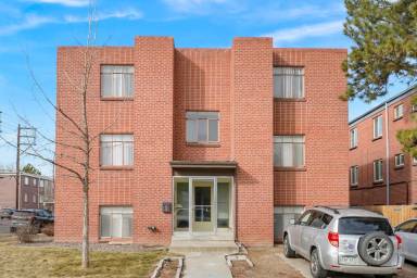 Main picture of 801 Dahlia St