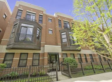 Main picture of 943 W 14th Pl