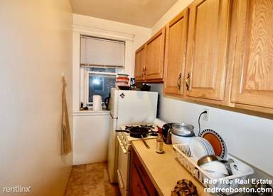 Main picture of 24 Westland Ave
