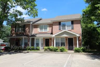 Main picture of 938 Cumberland Dr