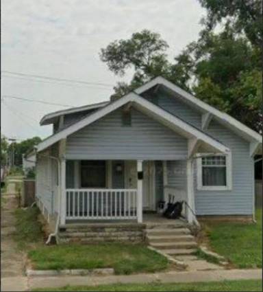 Main picture of 1801 S Washington St