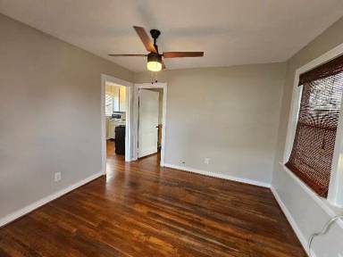 Main picture of 1621 Wesley St