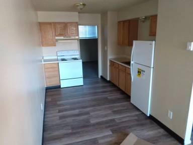 Main picture of 220 N 4th St
