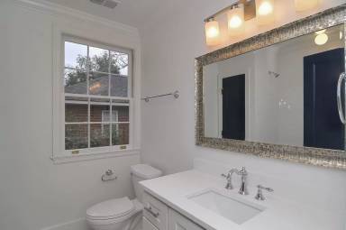 Main picture of 3715 Coleman St